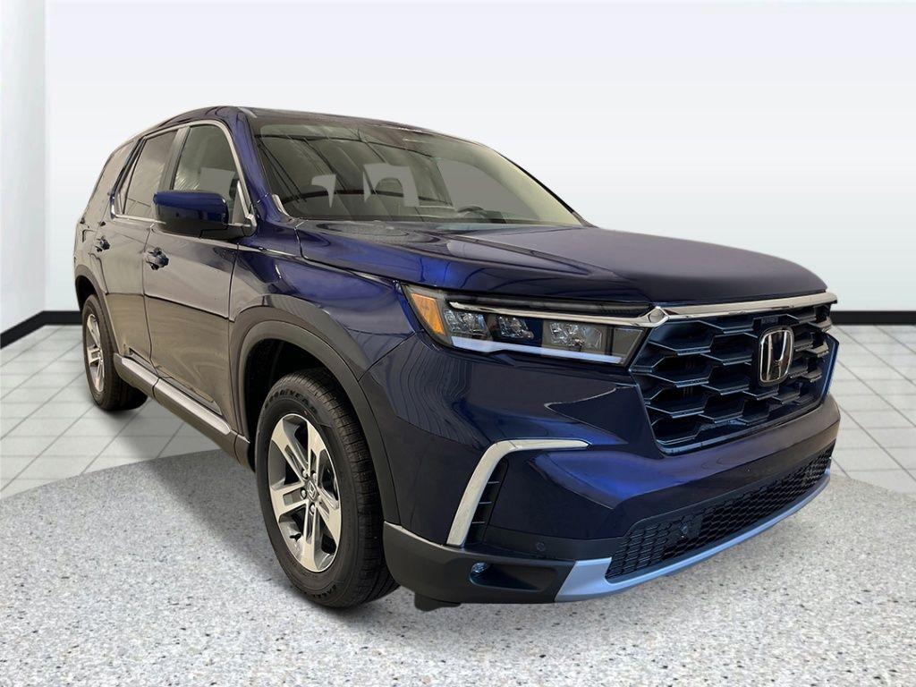 new 2025 Honda Pilot car, priced at $46,995