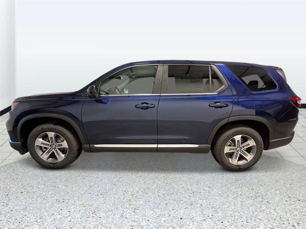 new 2025 Honda Pilot car, priced at $46,995