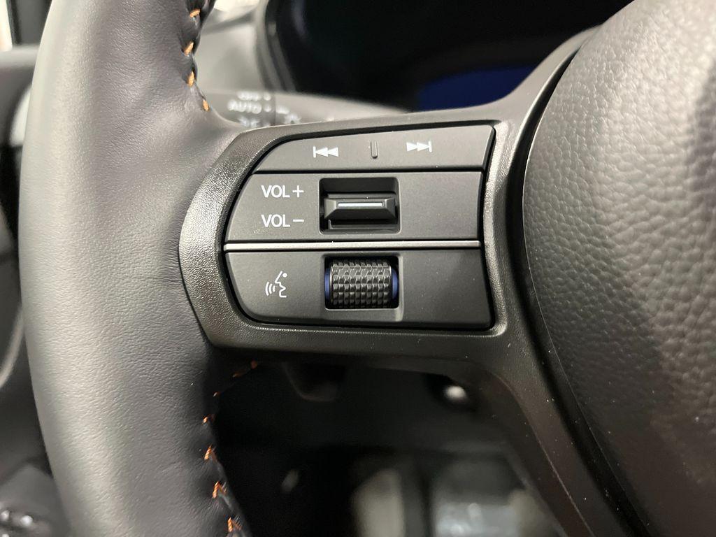 new 2026 Honda CR-V Hybrid car, priced at $40,195