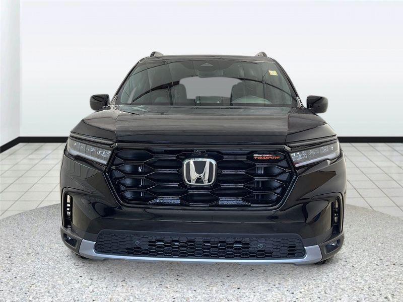 new 2025 Honda Pilot car, priced at $50,850