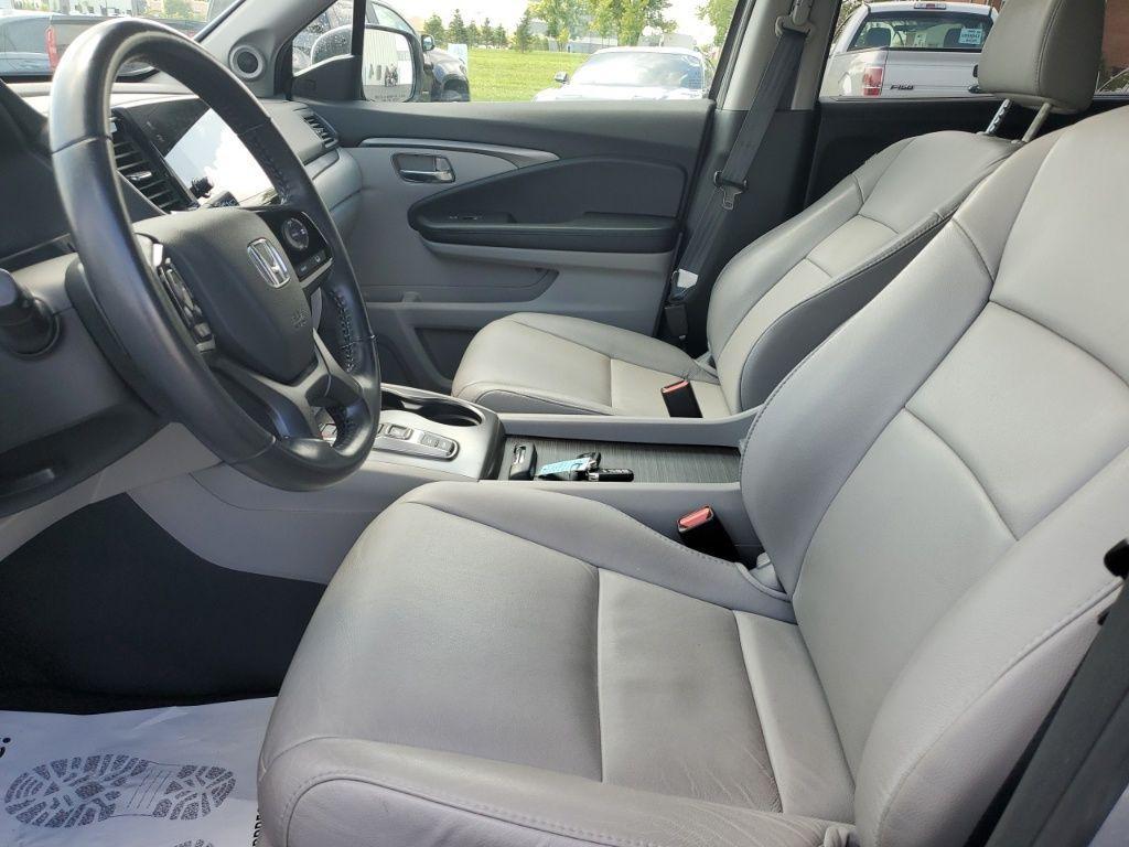 used 2022 Honda Pilot car, priced at $29,998