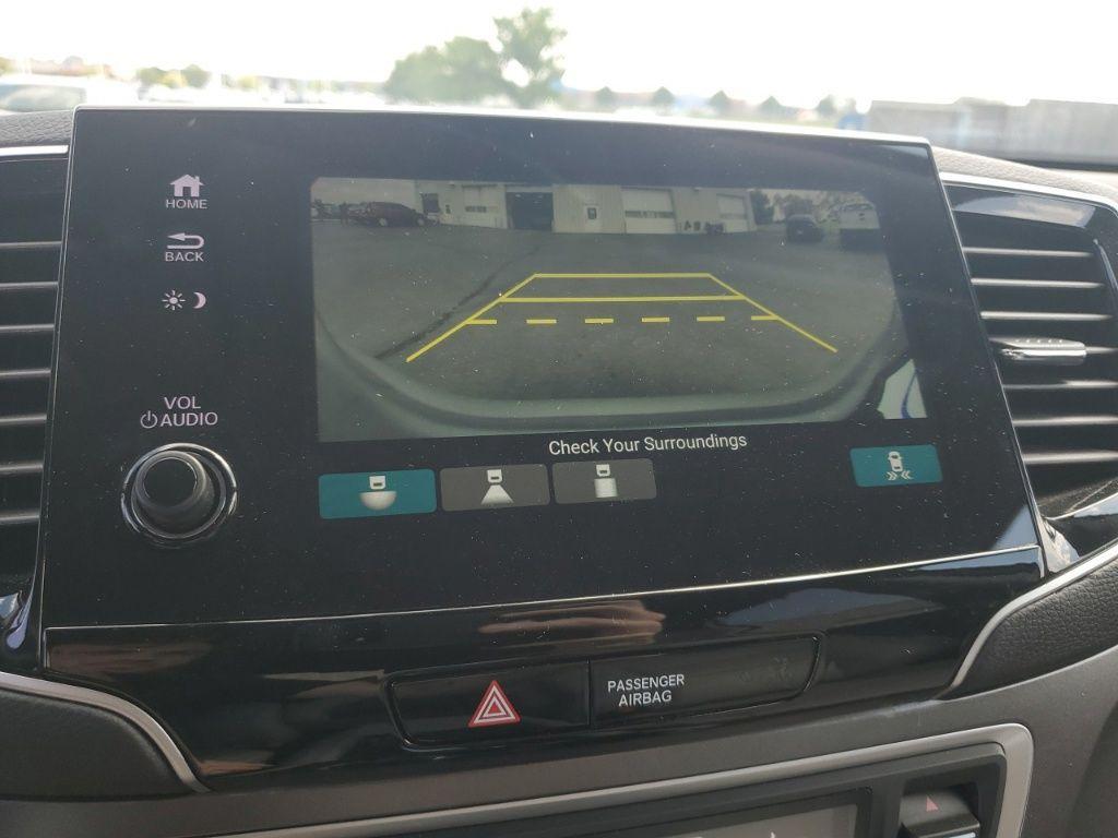 used 2022 Honda Pilot car, priced at $29,998