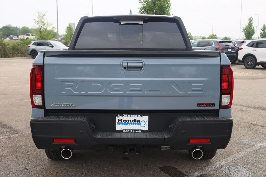 new 2025 Honda Ridgeline car, priced at $47,585