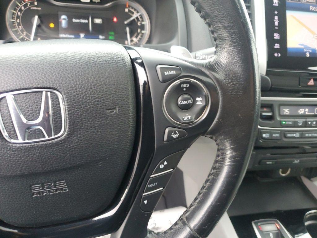 used 2018 Honda Pilot car, priced at $15,757