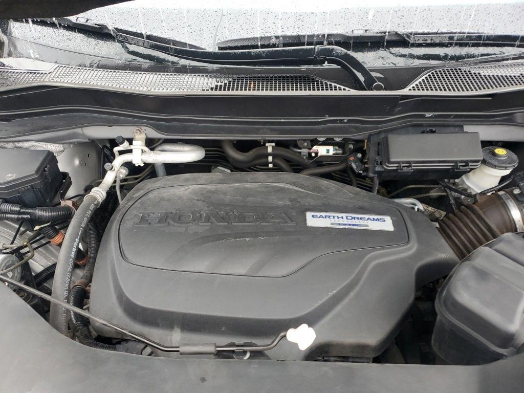 used 2018 Honda Pilot car, priced at $15,757