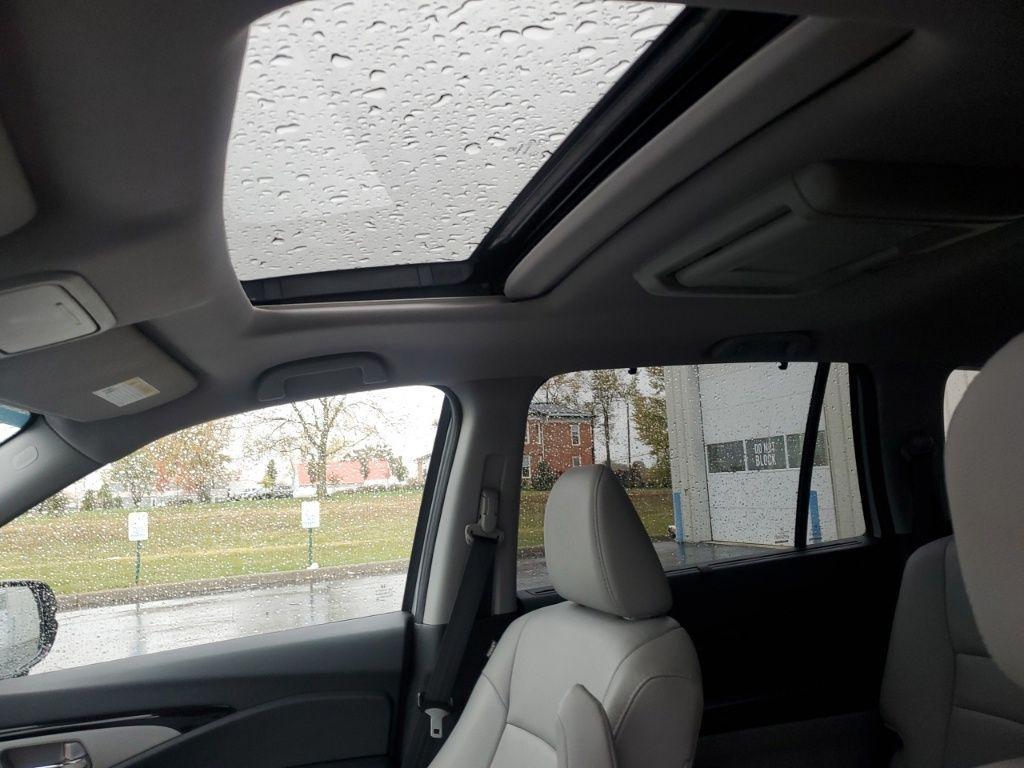 used 2018 Honda Pilot car, priced at $15,757