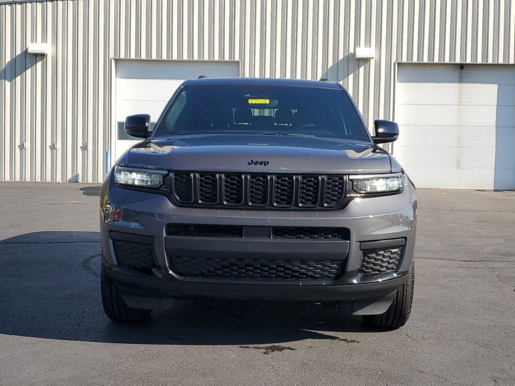 used 2024 Jeep Grand Cherokee L car, priced at $31,757