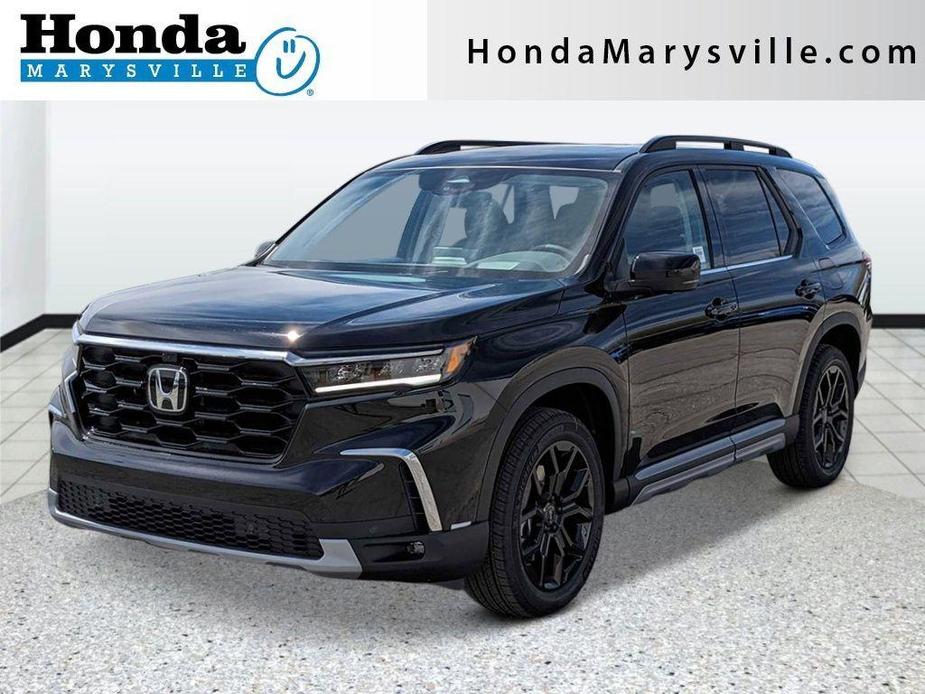 new 2025 Honda Pilot car, priced at $56,575