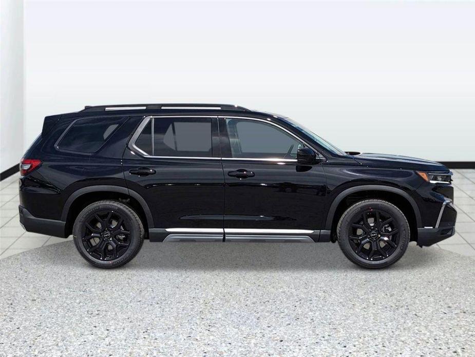 new 2025 Honda Pilot car, priced at $56,575