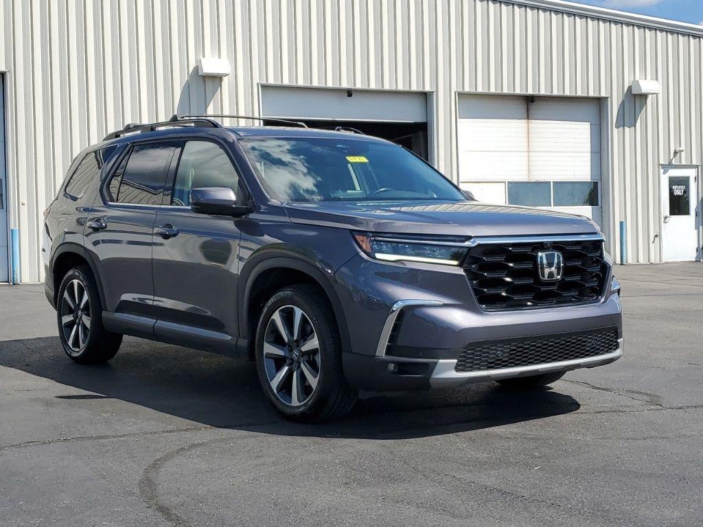 used 2023 Honda Pilot car, priced at $41,227
