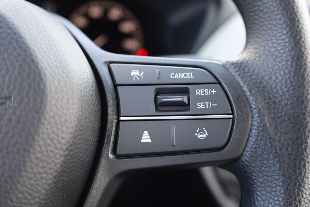 new 2025 Honda HR-V car, priced at $28,750