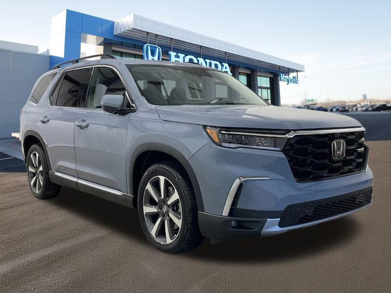 new 2025 Honda Pilot car, priced at $55,030