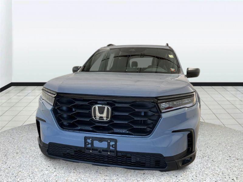 new 2025 Honda Pilot car, priced at $44,150