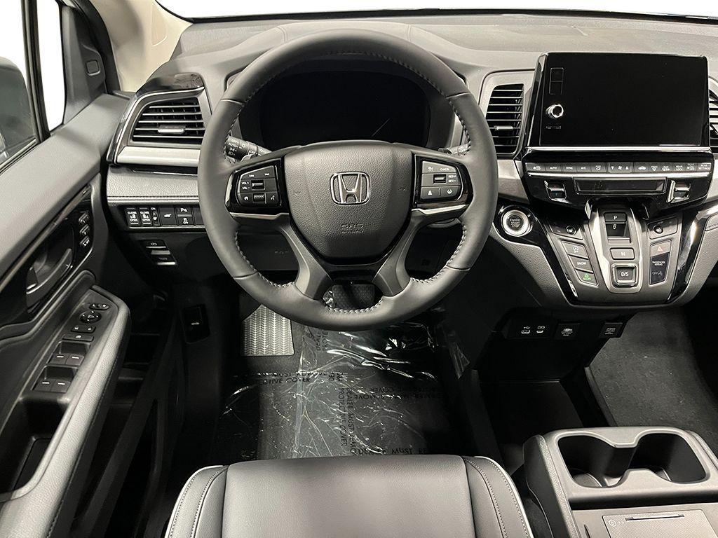 new 2026 Honda Odyssey car, priced at $49,445
