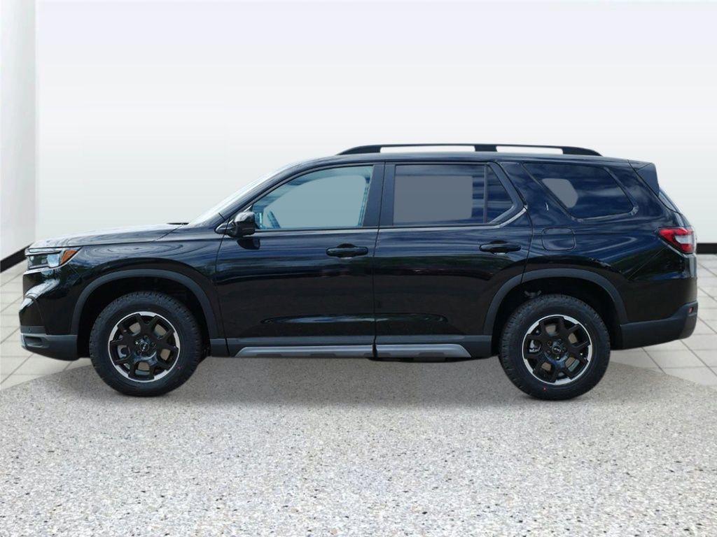 new 2025 Honda Pilot car, priced at $52,800