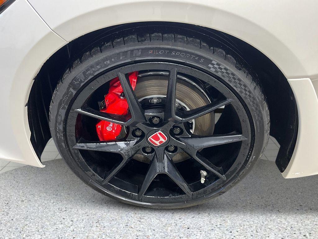 new 2025 Honda Civic Type R car, priced at $47,545