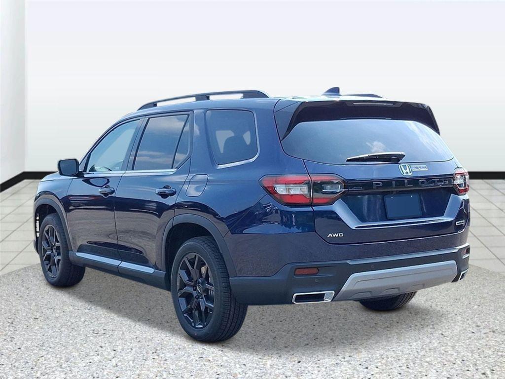 new 2025 Honda Pilot car, priced at $53,725