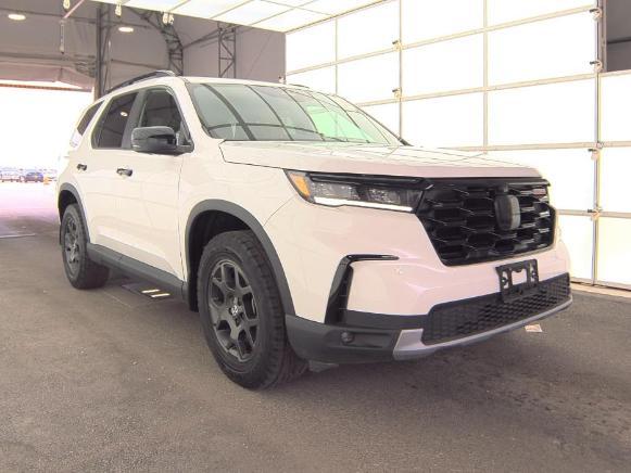used 2023 Honda Pilot car, priced at $41,701