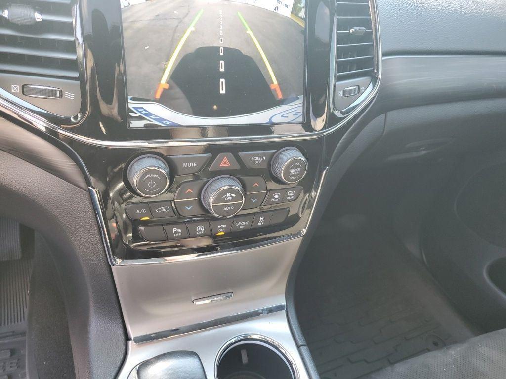 used 2021 Jeep Grand Cherokee car, priced at $20,000