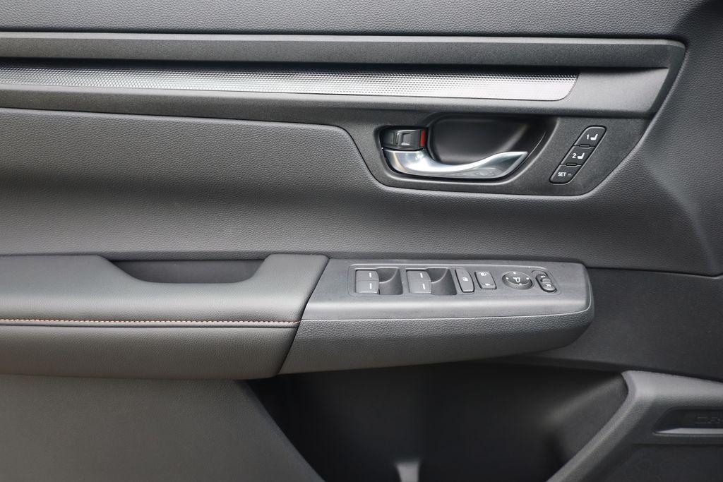new 2025 Honda CR-V Hybrid car, priced at $41,000