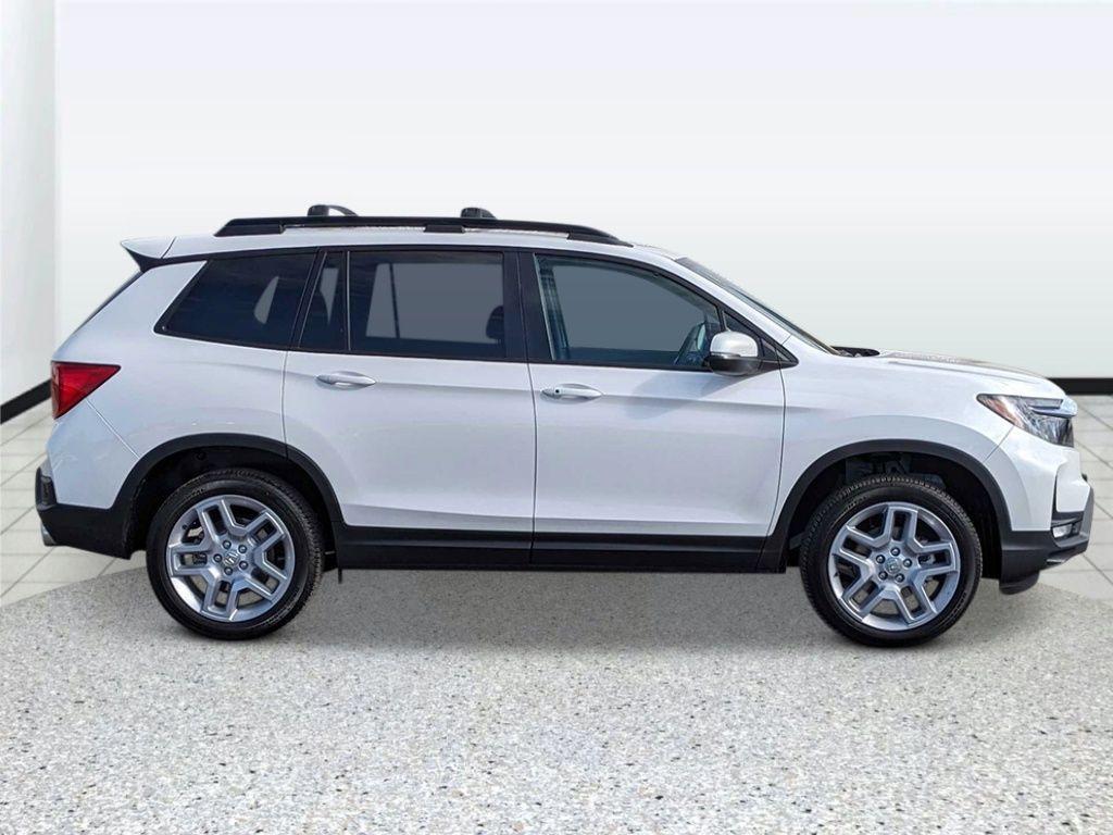 new 2025 Honda Passport car, priced at $46,050