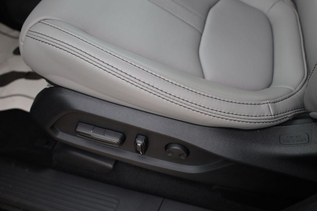 new 2025 Honda Pilot car, priced at $47,550