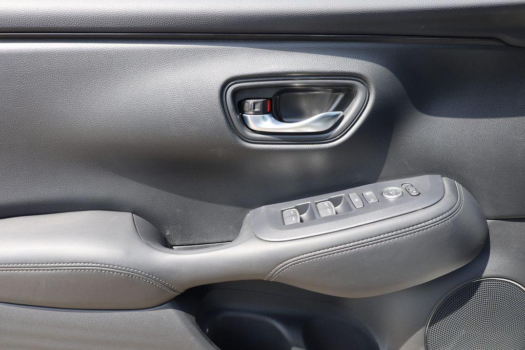 new 2025 Honda HR-V car, priced at $32,850