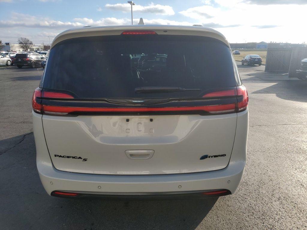 used 2021 Chrysler Pacifica Hybrid car, priced at $22,599