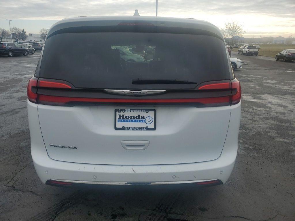 used 2021 Chrysler Pacifica car, priced at $22,000