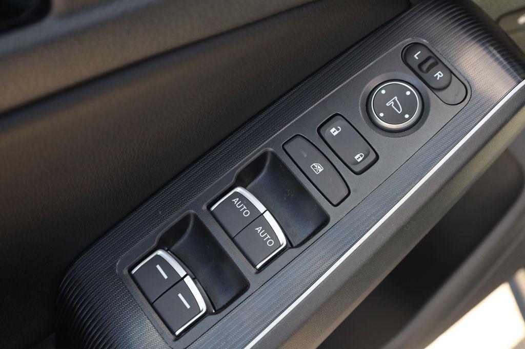 new 2026 Honda Civic Hybrid car, priced at $33,490