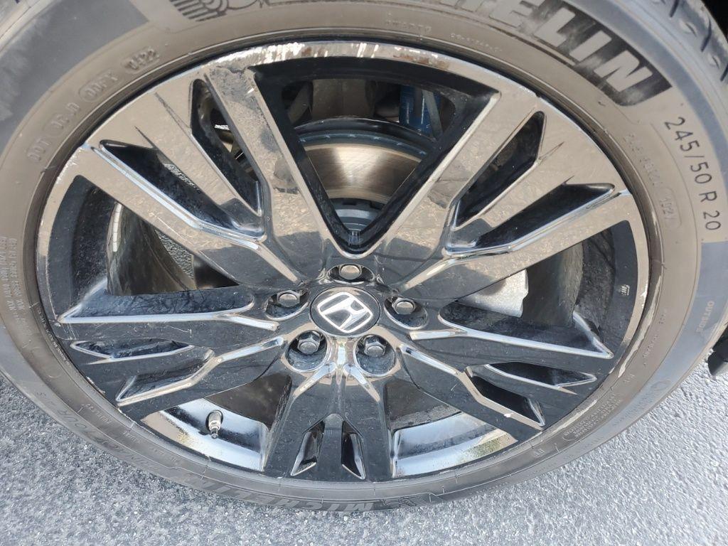 used 2022 Honda Pilot car, priced at $31,227