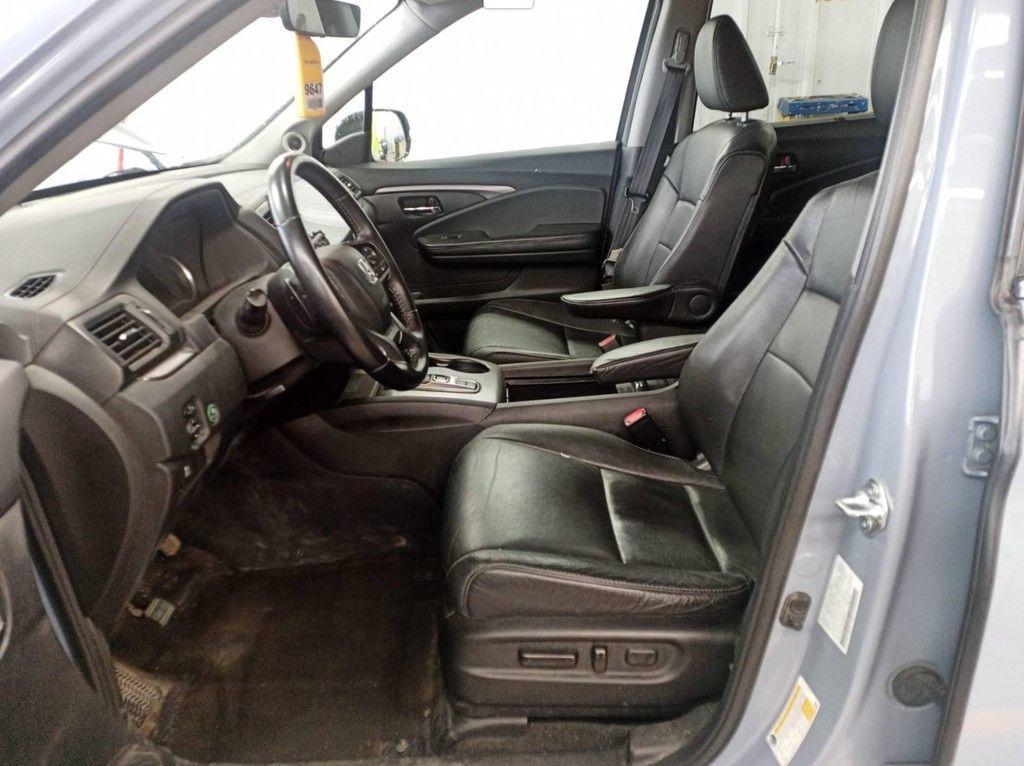 used 2022 Honda Pilot car, priced at $34,328