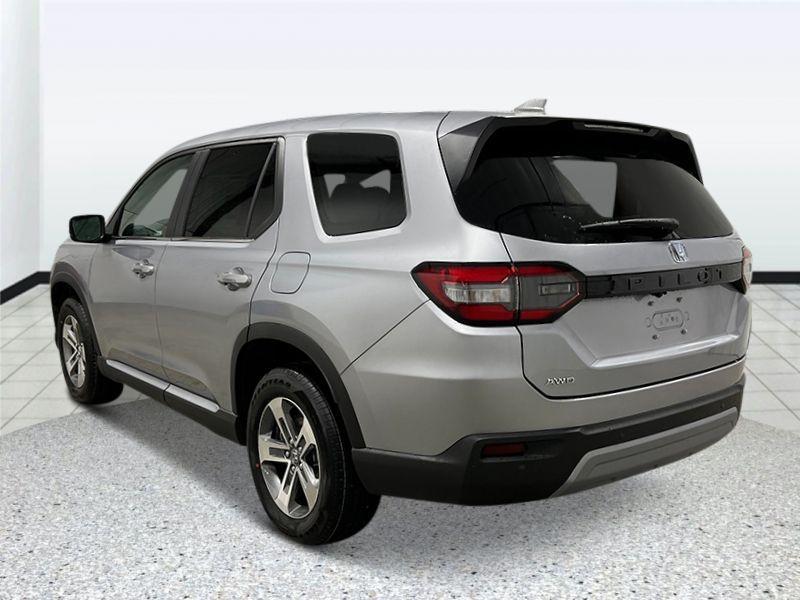 new 2025 Honda Pilot car, priced at $47,095