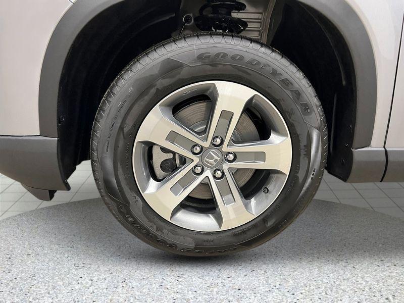 new 2025 Honda Pilot car, priced at $47,095