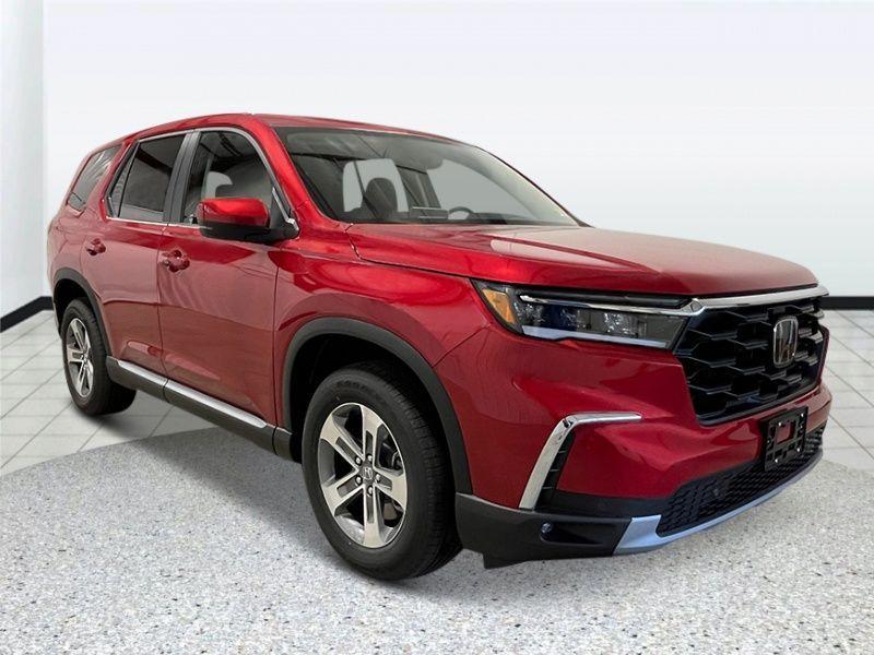 new 2025 Honda Pilot car, priced at $48,180