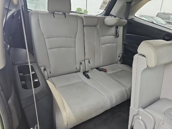 used 2021 Honda Pilot car, priced at $22,861