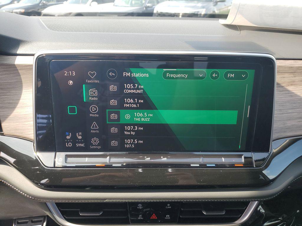new 2025 Volkswagen Atlas car, priced at $50,345