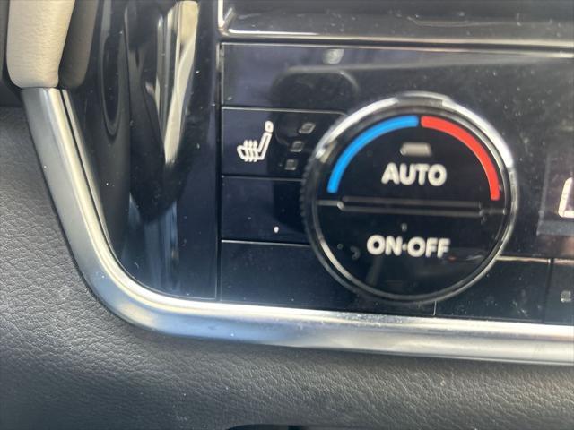 used 2022 Nissan Rogue car, priced at $21,626