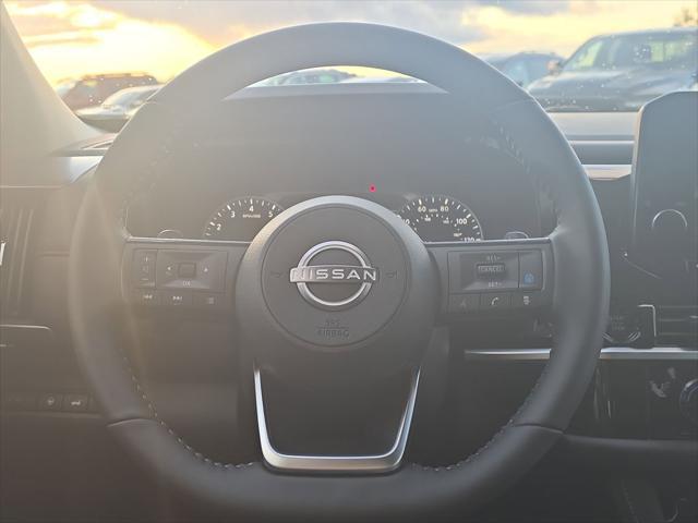 new 2025 Nissan Pathfinder car, priced at $40,912