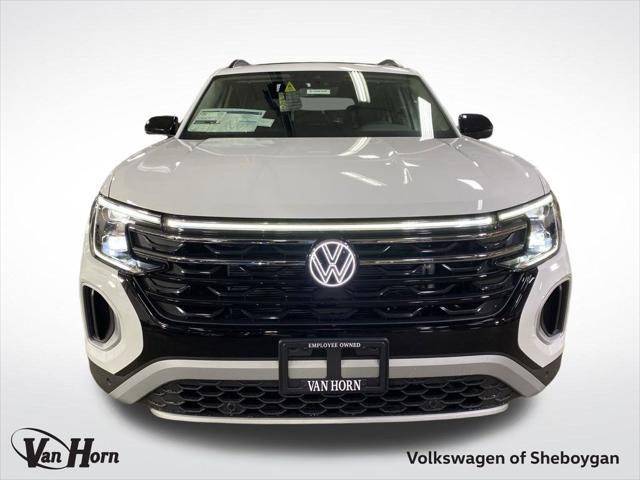 new 2025 Volkswagen Atlas car, priced at $44,609