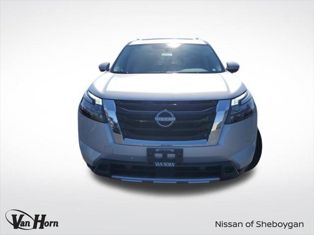 new 2025 Nissan Pathfinder car, priced at $43,332