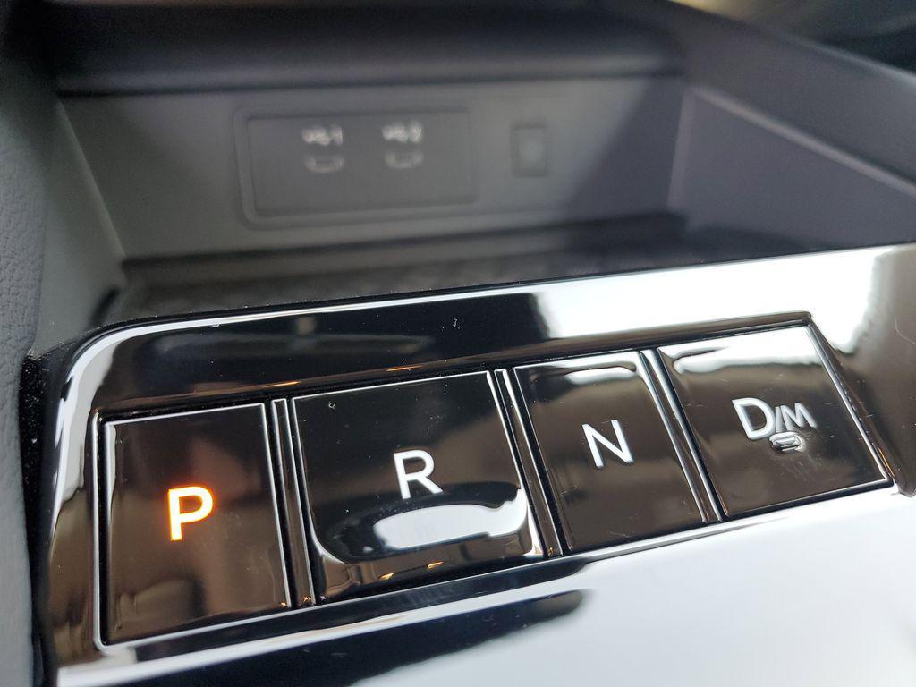 new 2025 Nissan Murano car, priced at $35,899