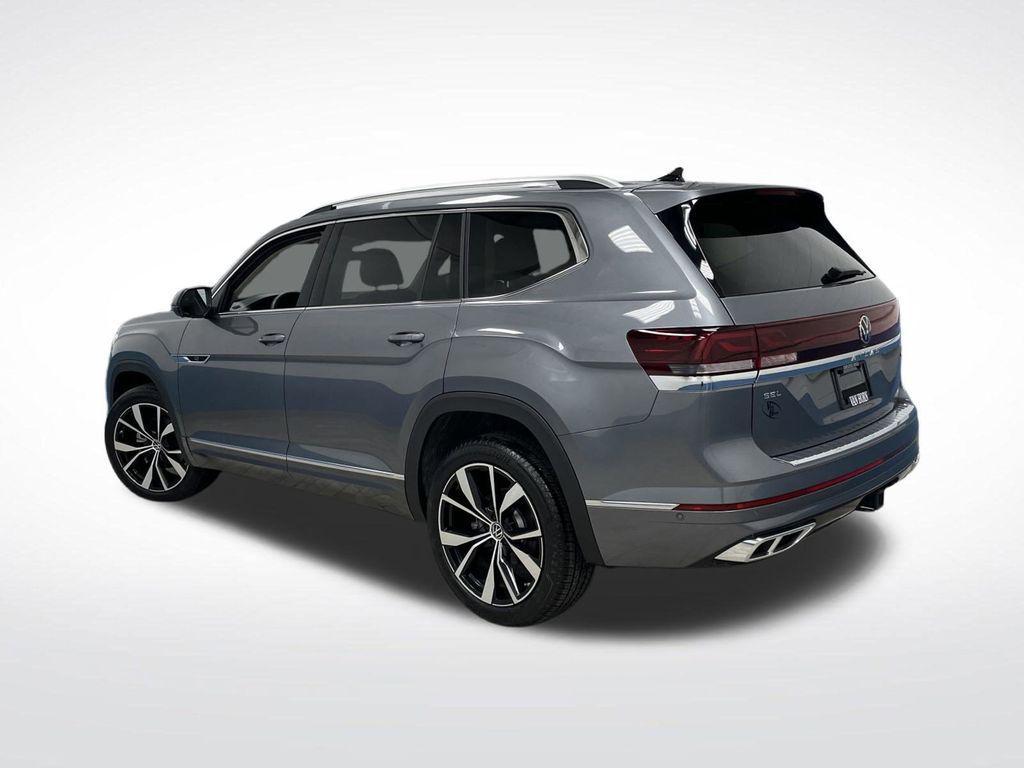 used 2024 Volkswagen Atlas car, priced at $39,120
