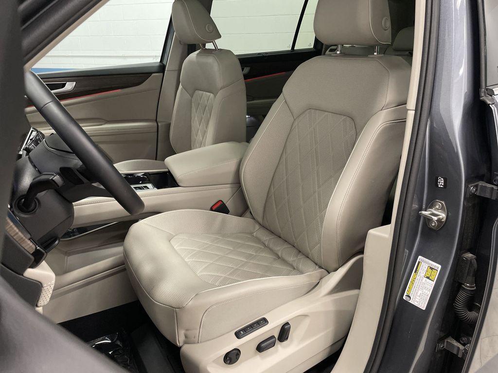 used 2024 Volkswagen Atlas car, priced at $39,120