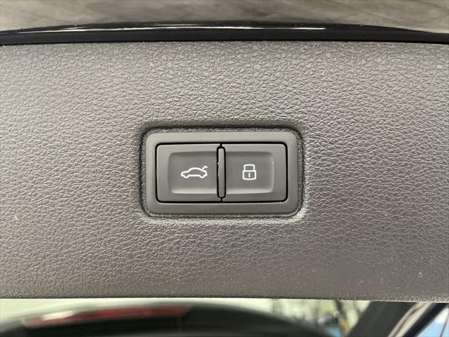 used 2021 Audi Q7 car, priced at $38,495