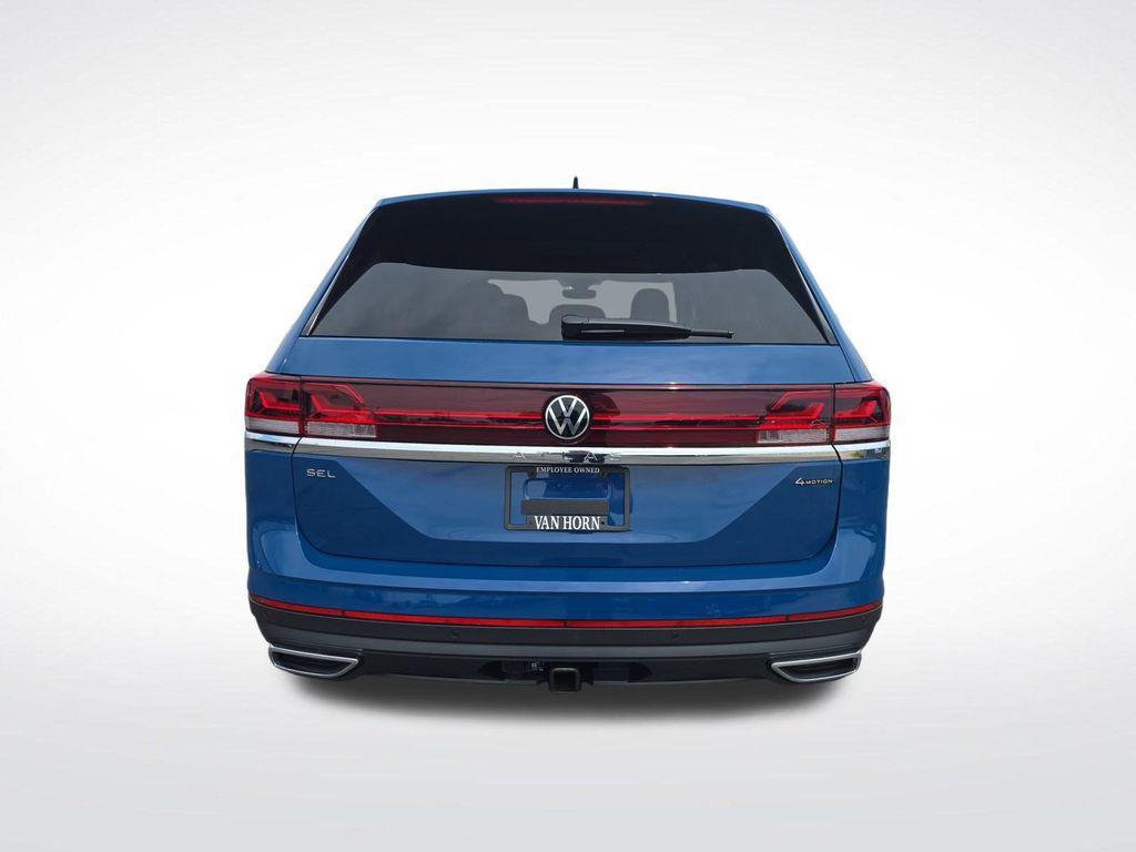 new 2025 Volkswagen Atlas car, priced at $44,033