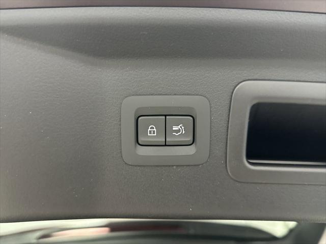 used 2024 Mazda CX-90 PHEV car, priced at $37,991