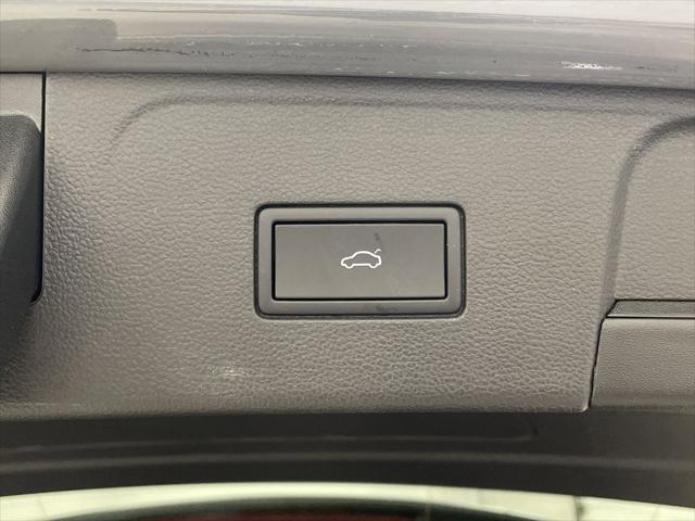 used 2024 Volkswagen Atlas car, priced at $44,624