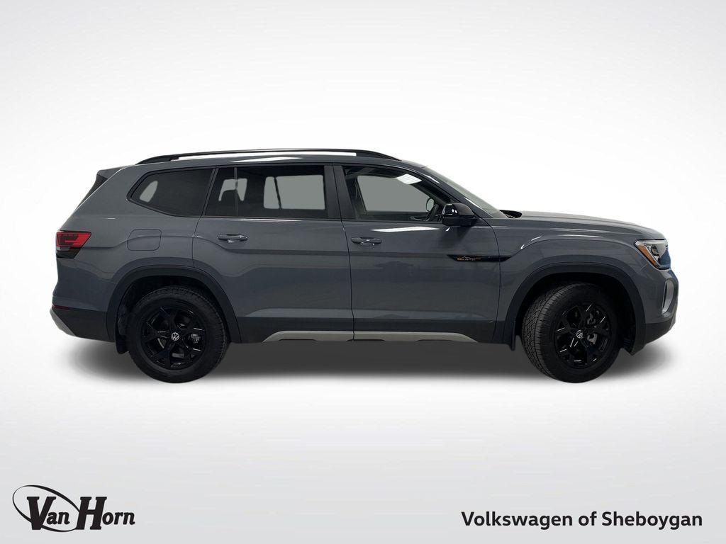 used 2024 Volkswagen Atlas car, priced at $37,566