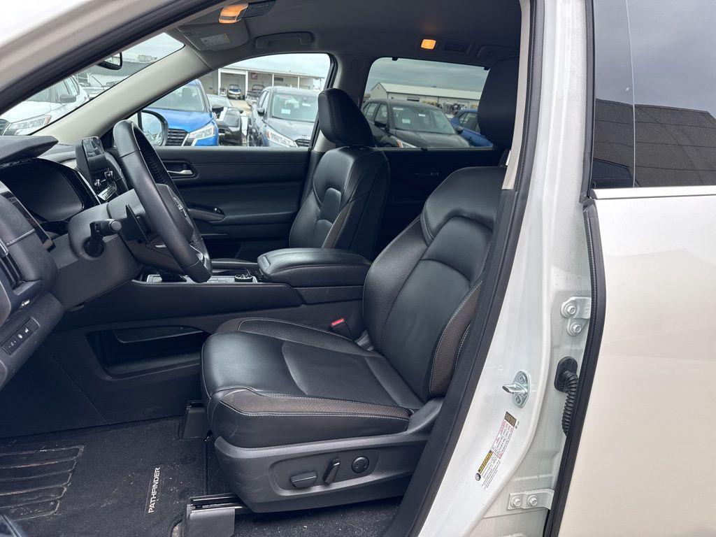 used 2022 Nissan Pathfinder car, priced at $27,593
